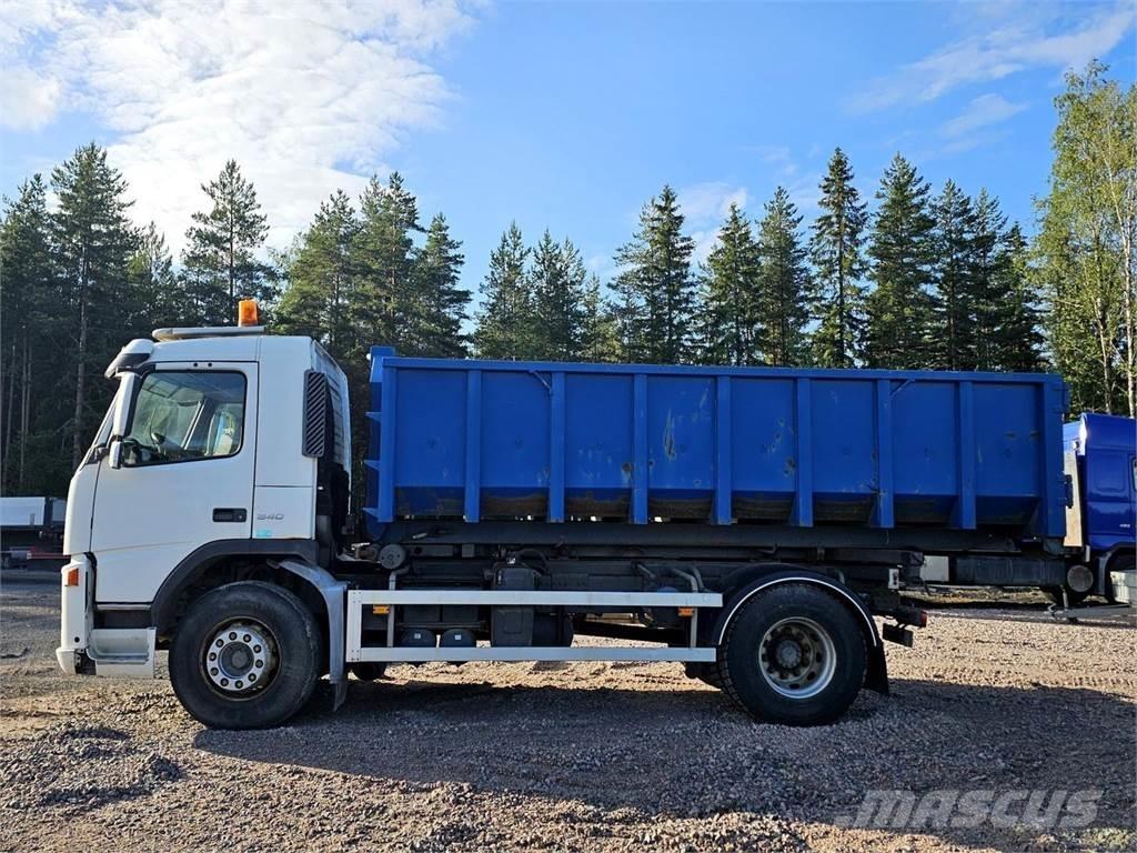 Volvo FM9 4x2 Camion con gancio di sollevamento