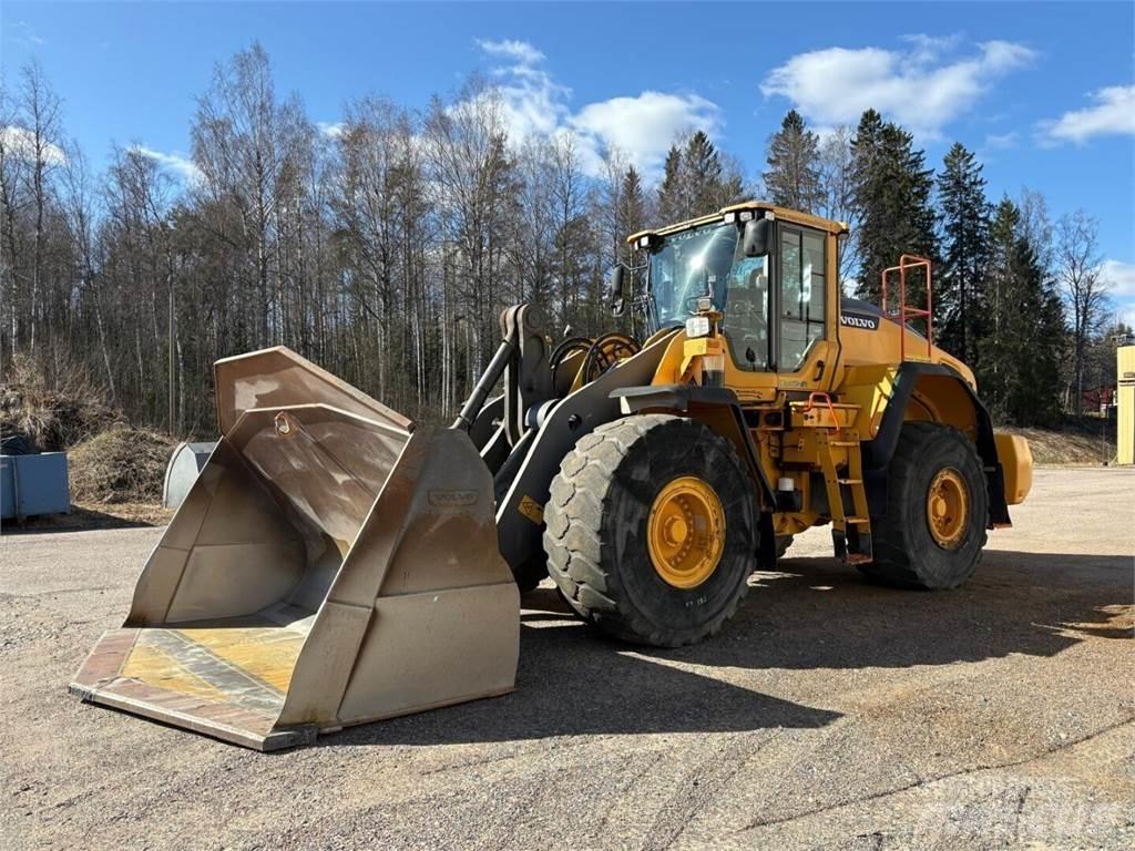 Volvo L 180 H Pale gommate