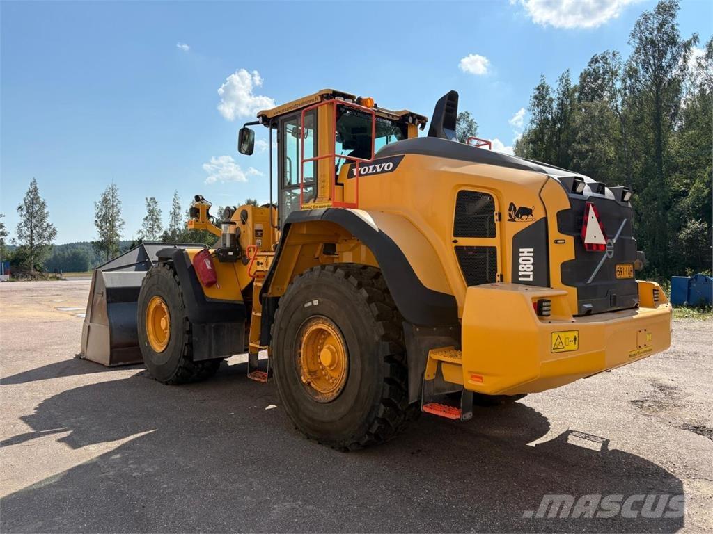 Volvo L 180 H Pale gommate