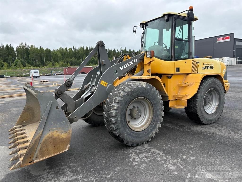 Volvo L 45 B Pale gommate