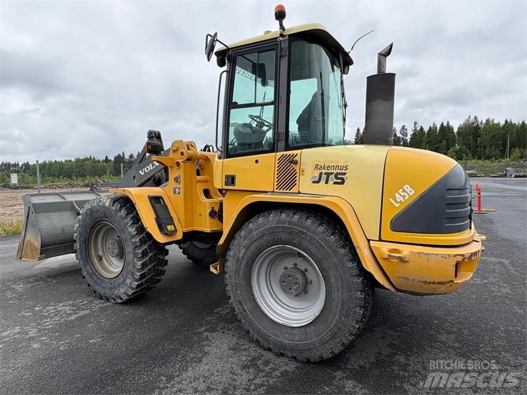 Volvo L 45 B Pale gommate
