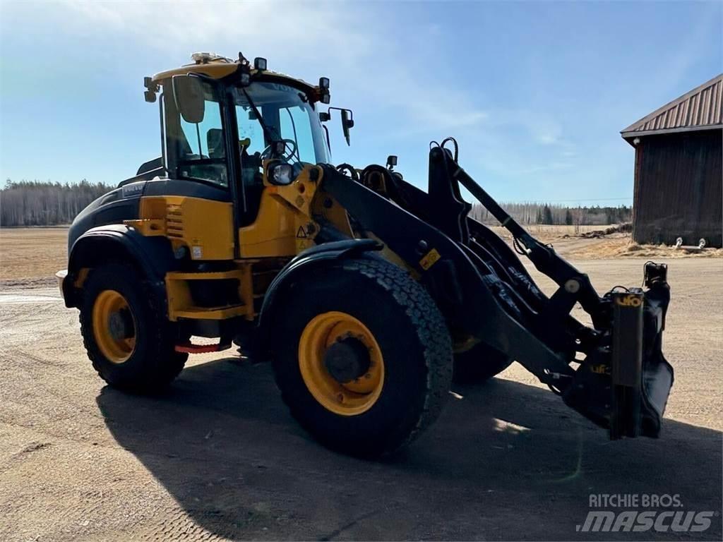 Volvo L 50 H S Pale gommate
