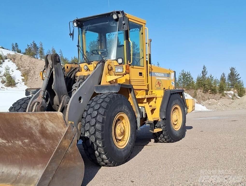 Volvo L 90 C Pale gommate