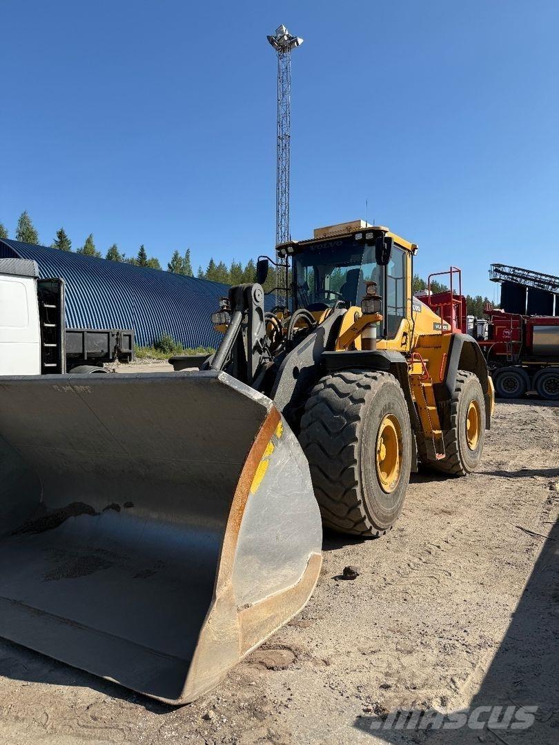 Volvo L180h Pale gommate