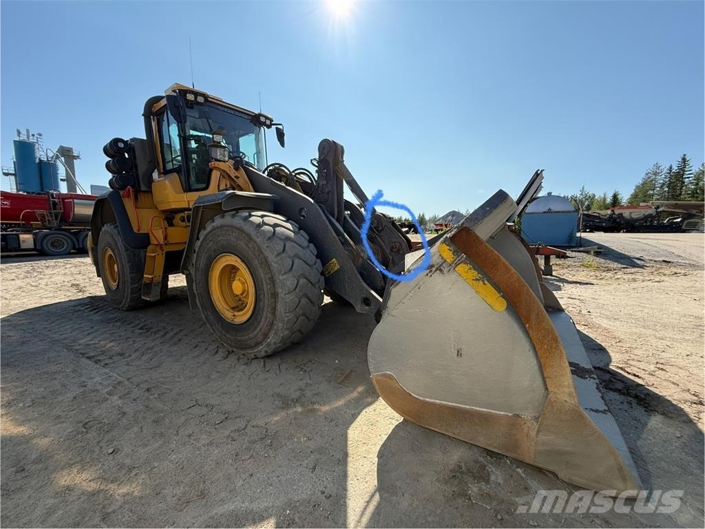 Volvo L180h Pale gommate