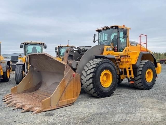 Volvo L250H Pale gommate