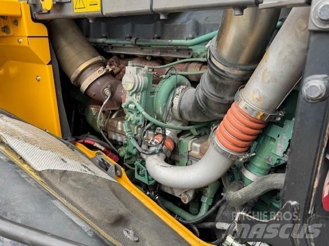 Volvo L250H Pale gommate