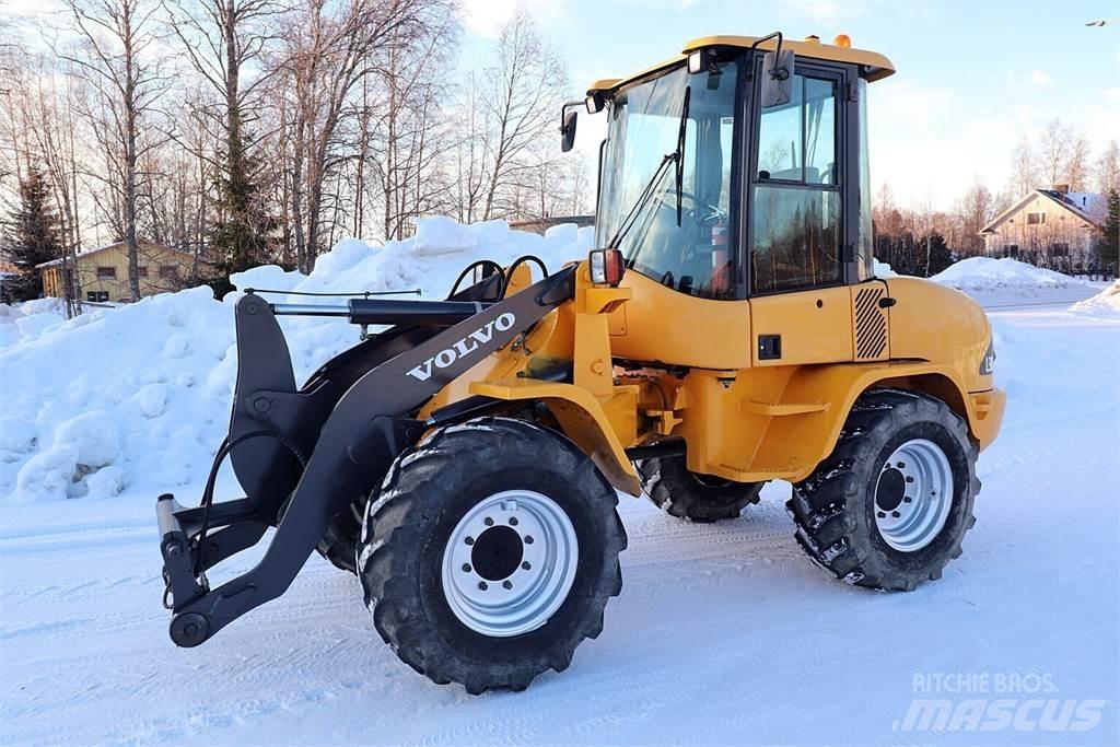 Volvo L30B Pro Pale gommate