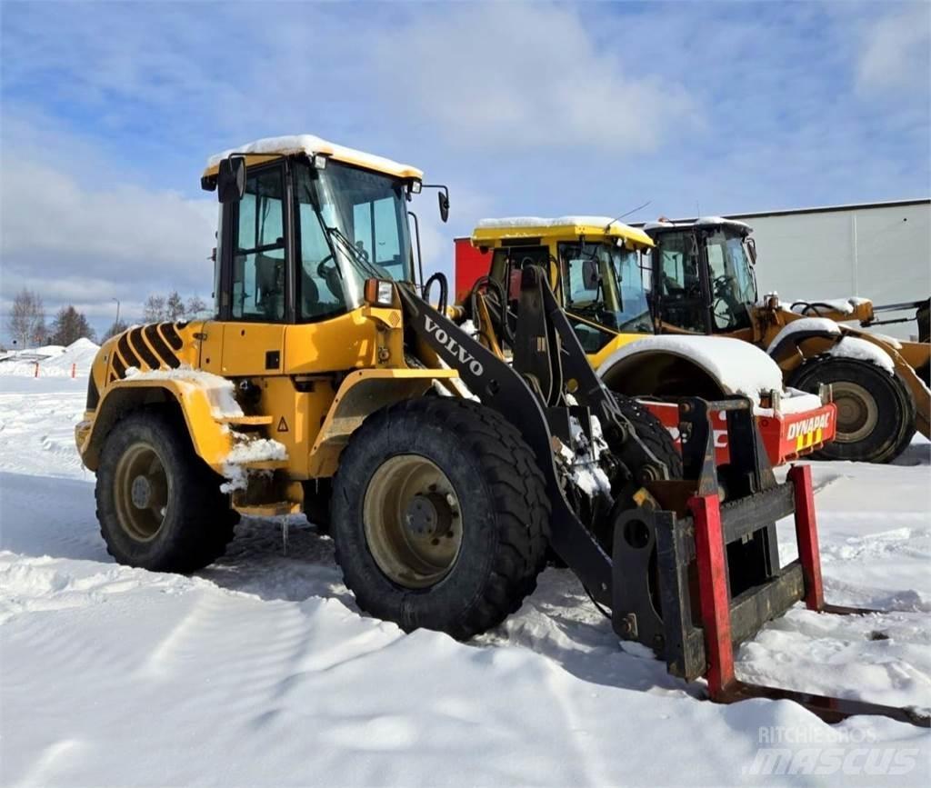 Volvo L40B Pale gommate
