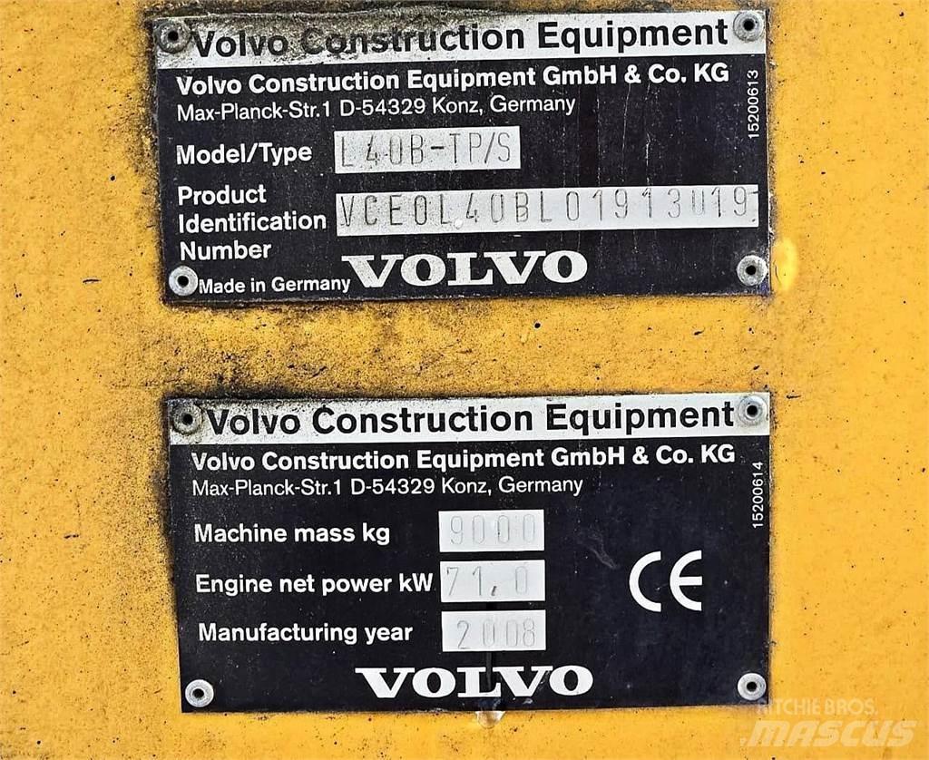 Volvo L40B Pale gommate