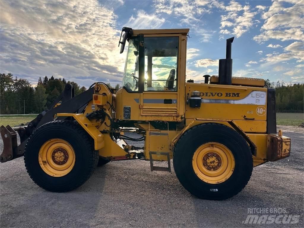 Volvo L50B Pale gommate