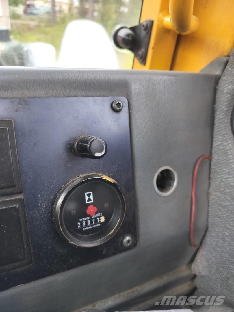 Volvo L70C Pale gommate