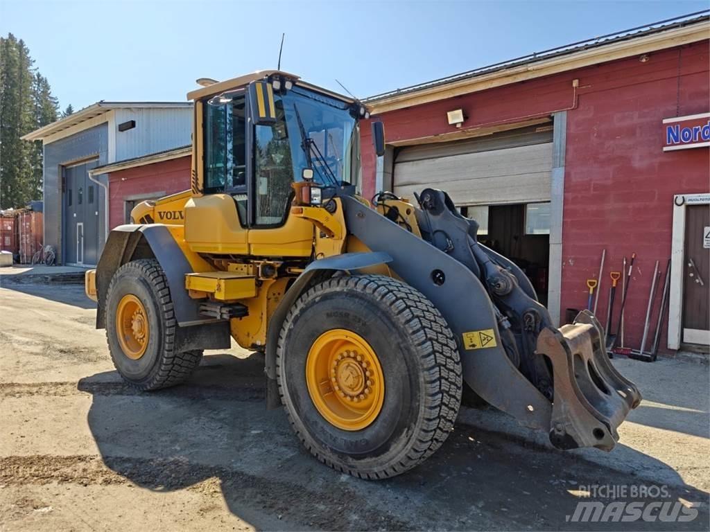 Volvo L70F Pale gommate