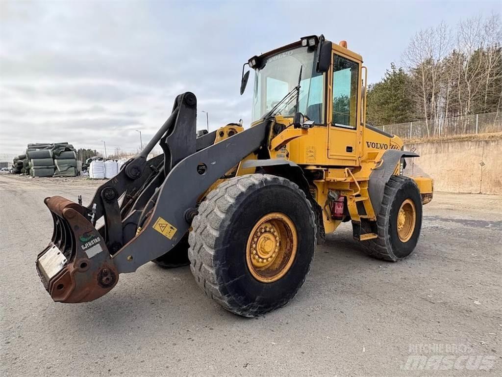 Volvo L90E Pale gommate