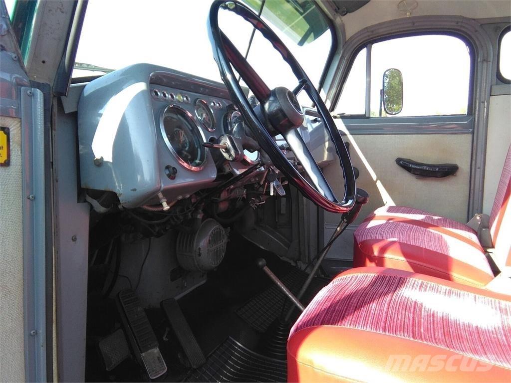 Volvo N 86 Camion con sponde ribaltabili