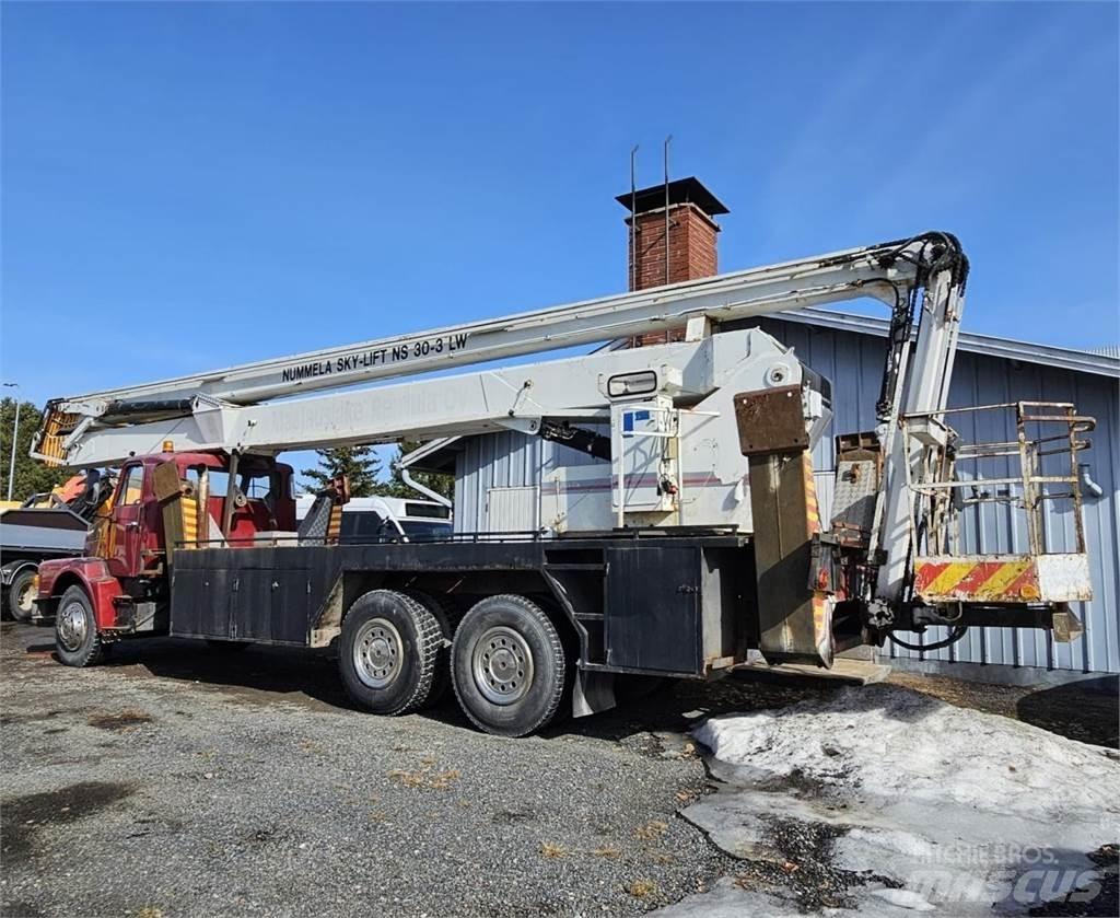 Volvo N7 6x2 Autogru
