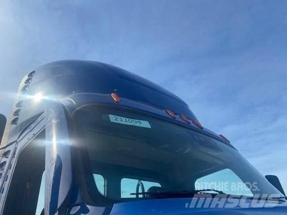 Freightliner CASCADIA 116 Motrici e Trattori Stradali