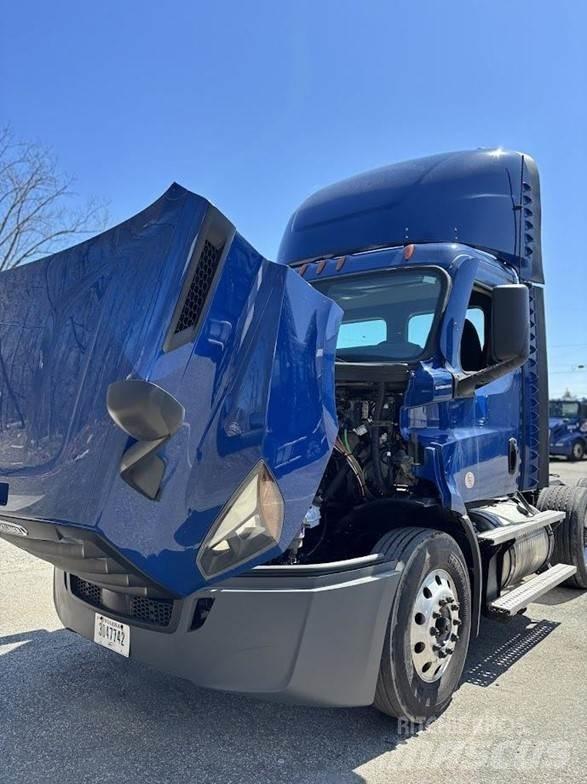 Freightliner CASCADIA 116 Motrici e Trattori Stradali