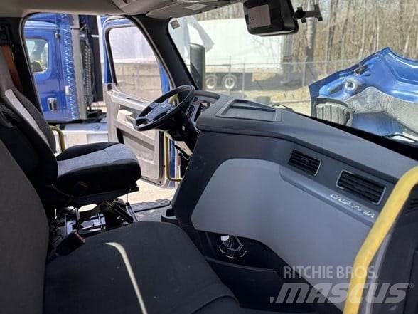 Freightliner CASCADIA 116 Motrici e Trattori Stradali