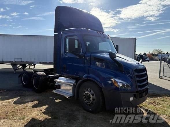 Freightliner CASCADIA 116 Motrici e Trattori Stradali