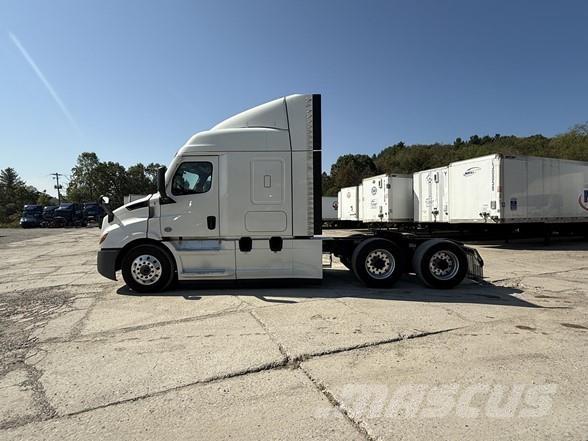 Freightliner CASCADIA 116 Motrici e Trattori Stradali