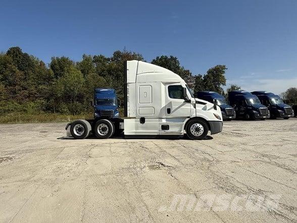 Freightliner CASCADIA 116 Motrici e Trattori Stradali