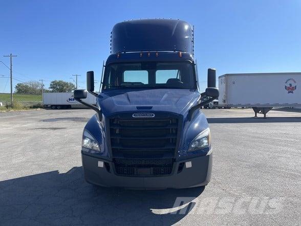 Freightliner CASCADIA 116 Motrici e Trattori Stradali