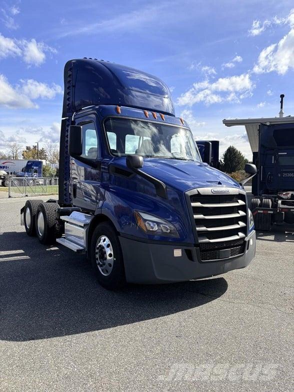 Freightliner CASCADIA 116 Motrici e Trattori Stradali