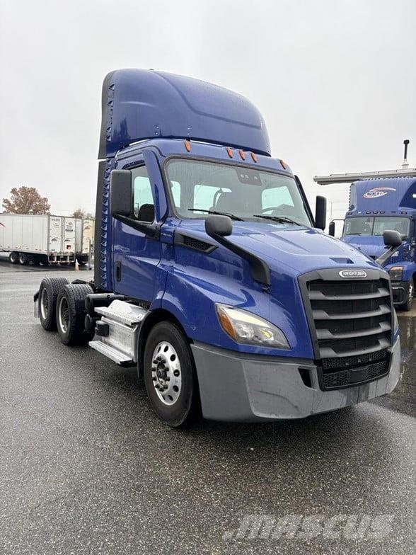Freightliner CASCADIA 116 Motrici e Trattori Stradali