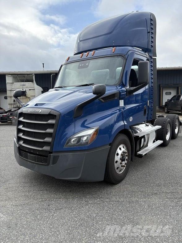 Freightliner CASCADIA 116 Motrici e Trattori Stradali