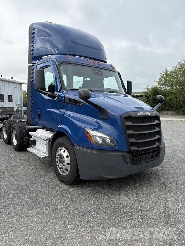 Freightliner CASCADIA 116 Motrici e Trattori Stradali
