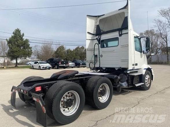 Volvo VNL64T300 Motrici e Trattori Stradali