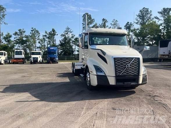 Volvo VNL64T300 Motrici e Trattori Stradali