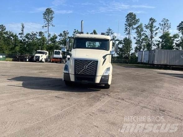 Volvo VNL64T300 Motrici e Trattori Stradali