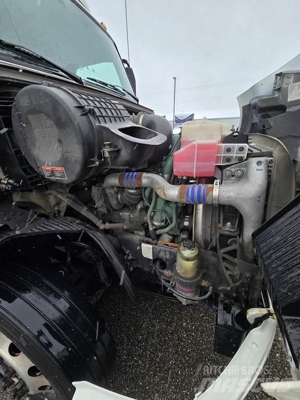 Volvo VNR64T300 Motrici e Trattori Stradali