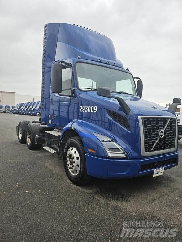 Volvo VNR64T300 Motrici e Trattori Stradali