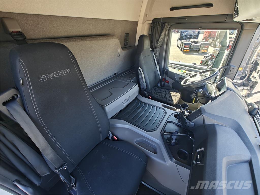 Scania P410 Camion a temperatura controllata