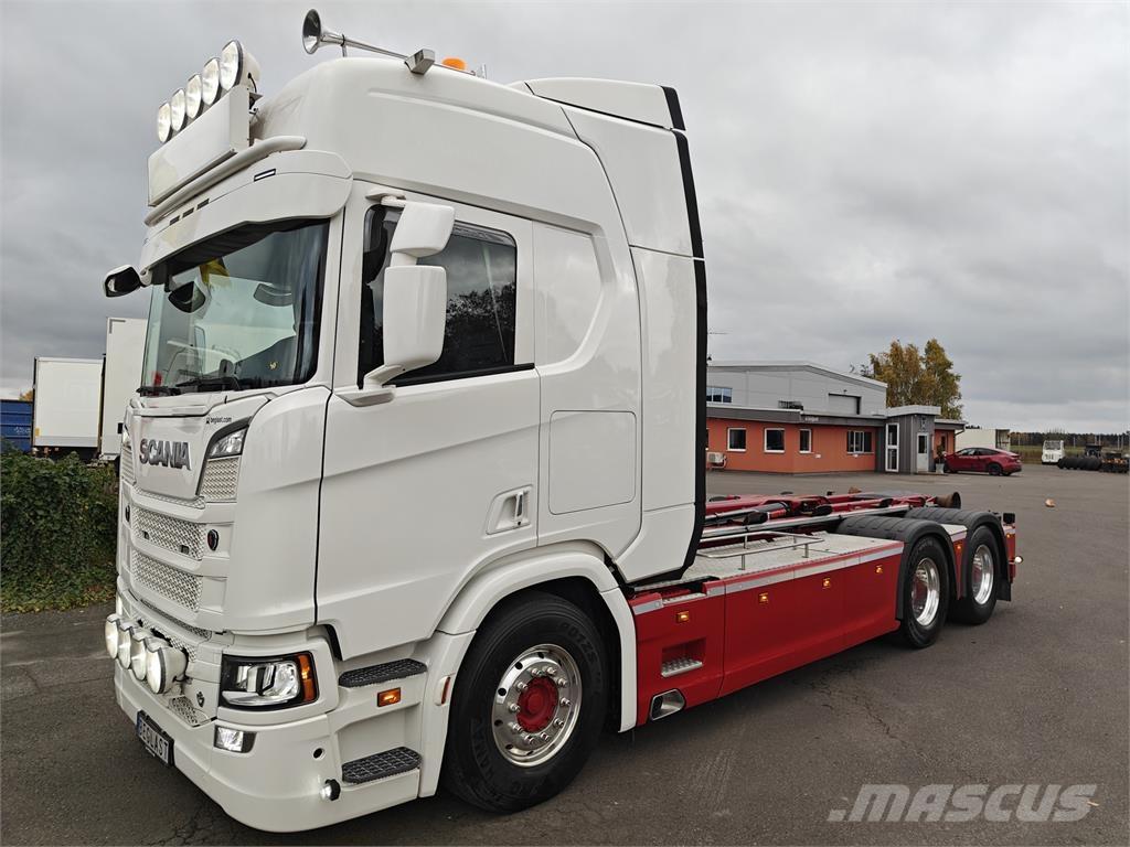 Scania R660 Camion con gancio di sollevamento