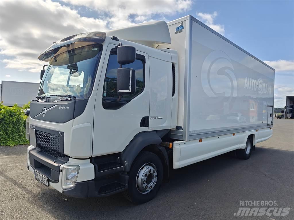 Volvo FL250 Camion cassonati