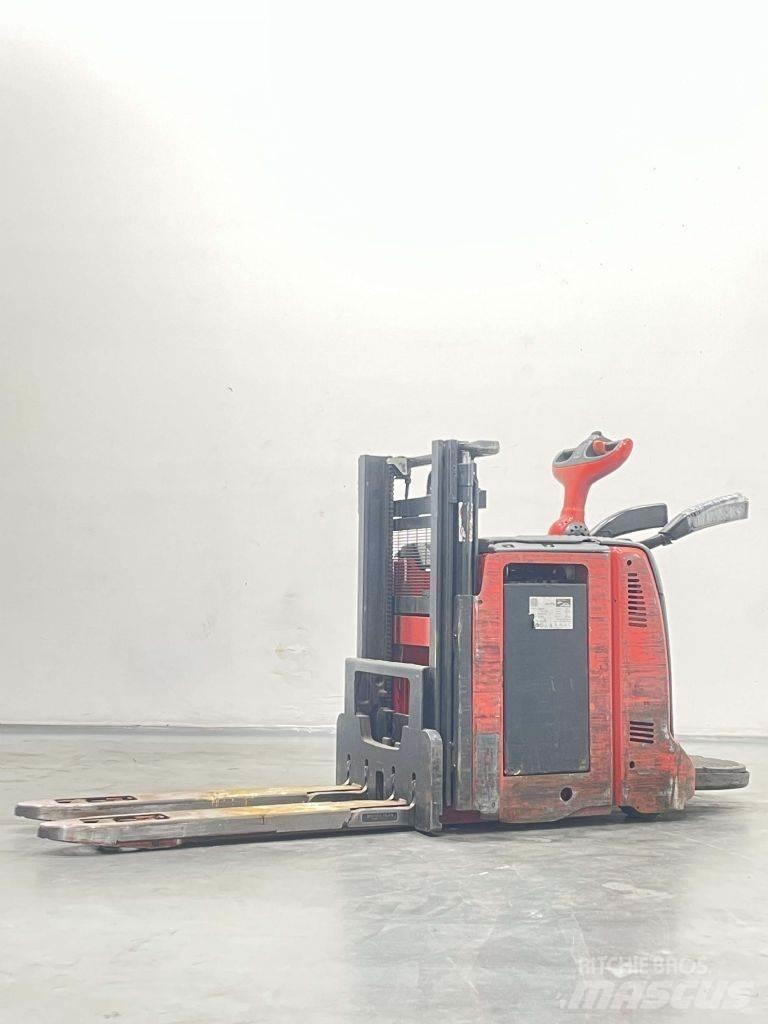 Linde D12AP-133 Transpallet uomo a terra