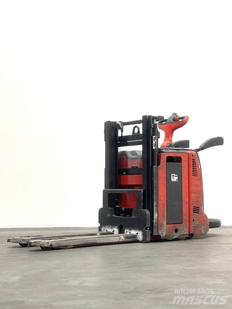 Linde D12HPAP Transpallet uomo a terra