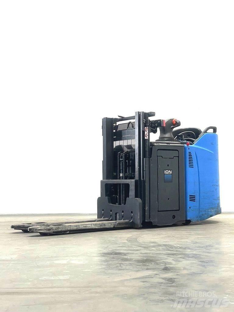 Linde D12HPSP-133 Transpallet uomo a terra