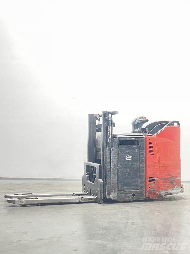 Linde D12HPSP-133 Transpallet uomo a terra