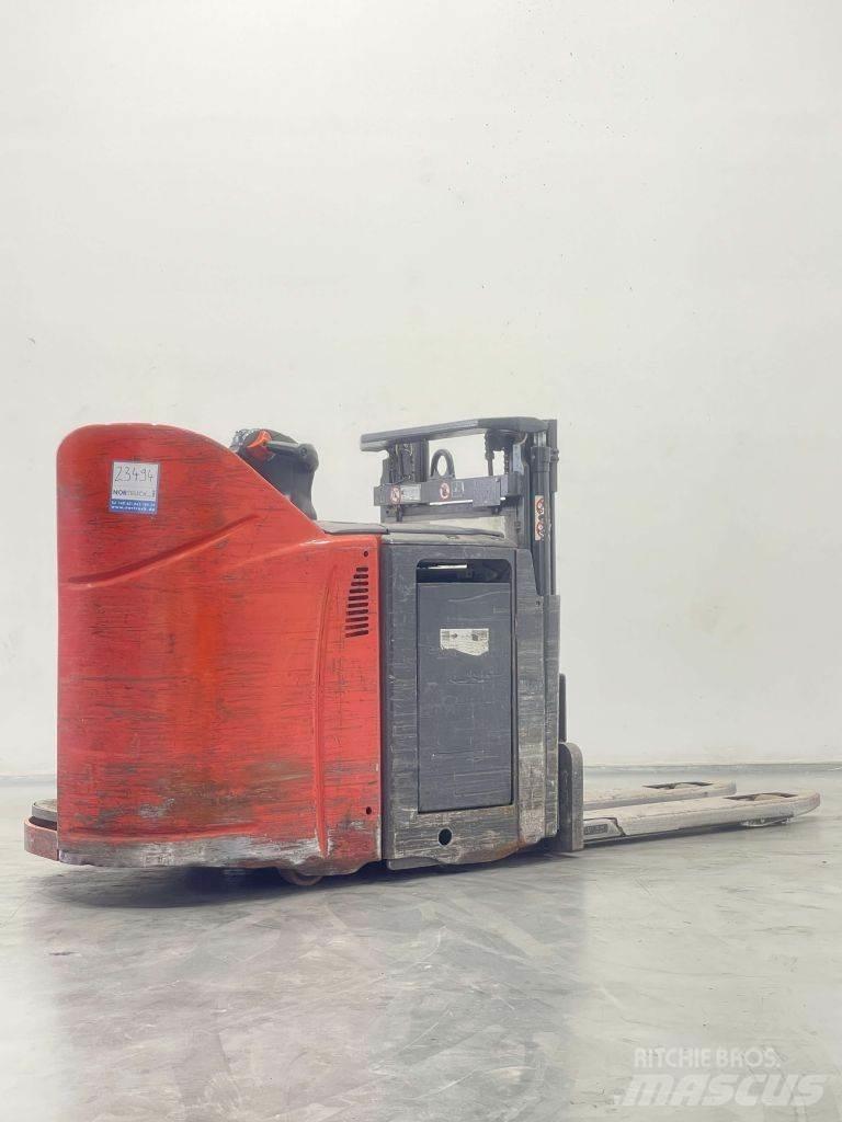 Linde D12HPSP-133 Transpallet uomo a terra