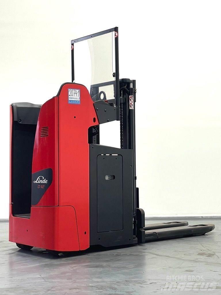 Linde D12SF-1164 Transpallet uomo a terra