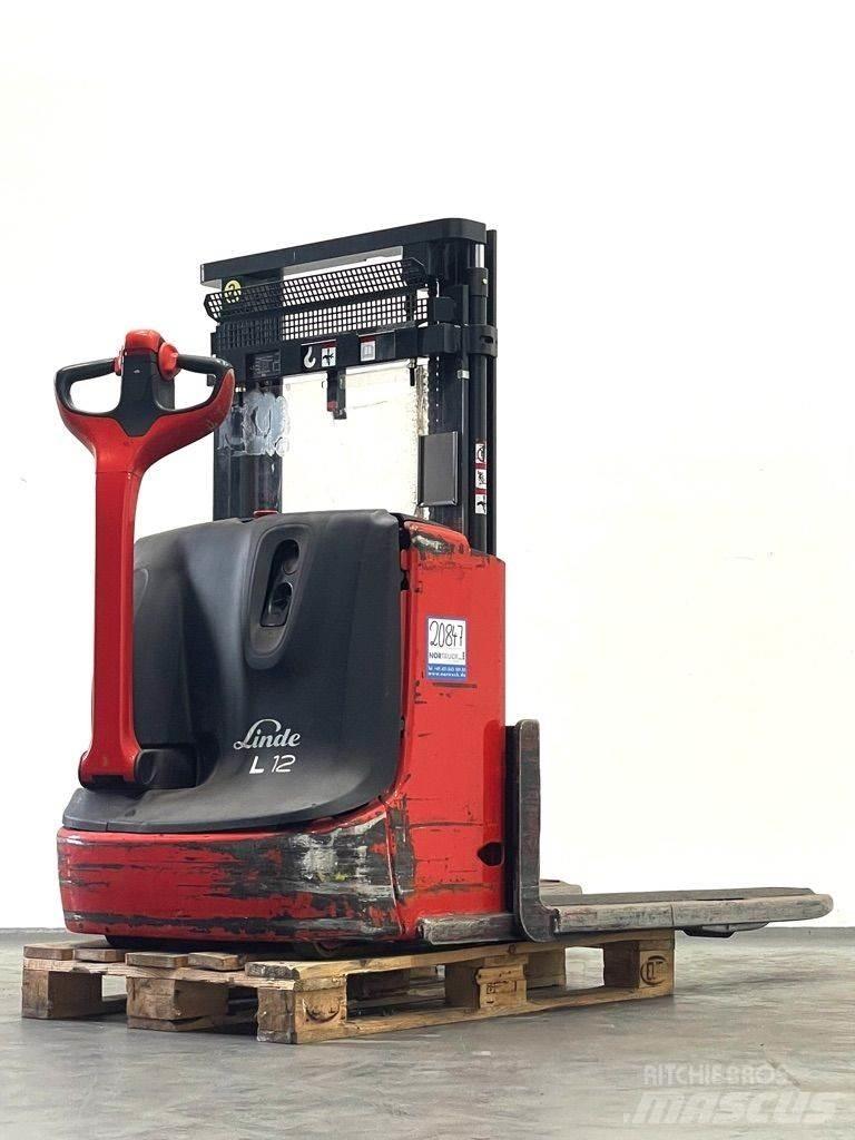 Linde L12-1172 Transpallet uomo a terra