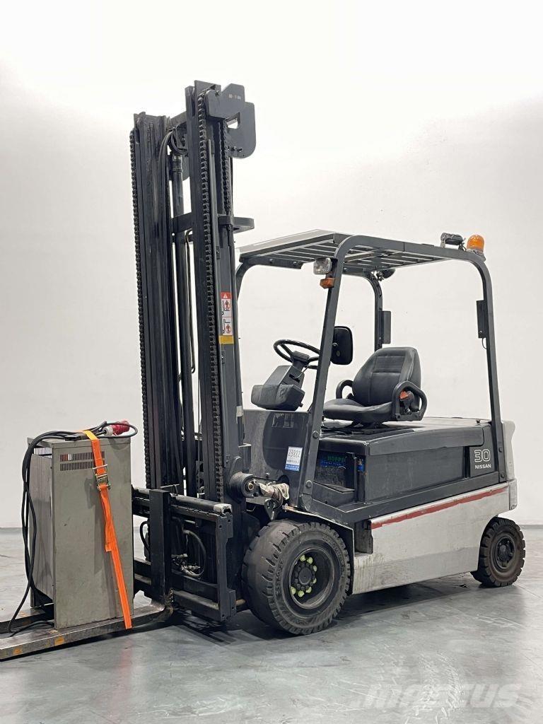 Nissan GQ02L30CU Carrelli elevatori elettrici