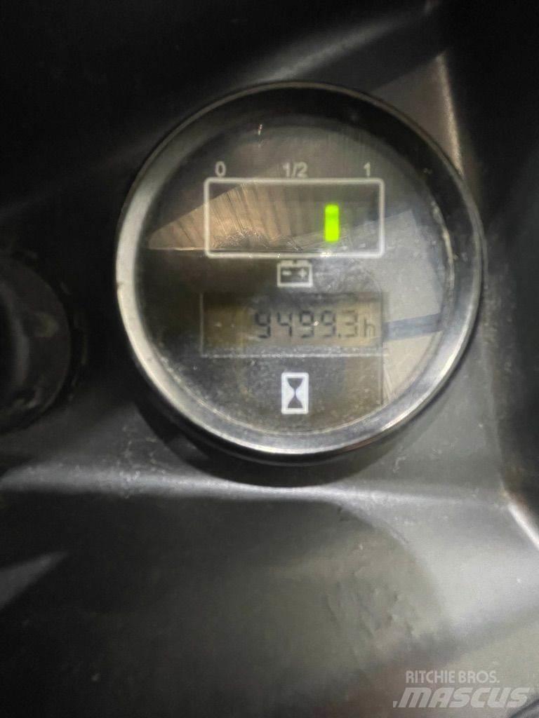 Still EXU16 AC Transpallet manuale