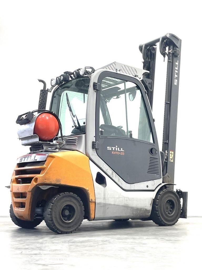 Still RX70-25T Carrelli elevatori GPL