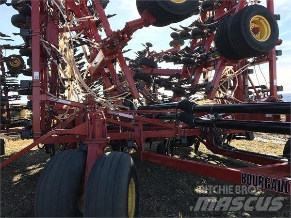 Bourgault 3320 Perforatrici